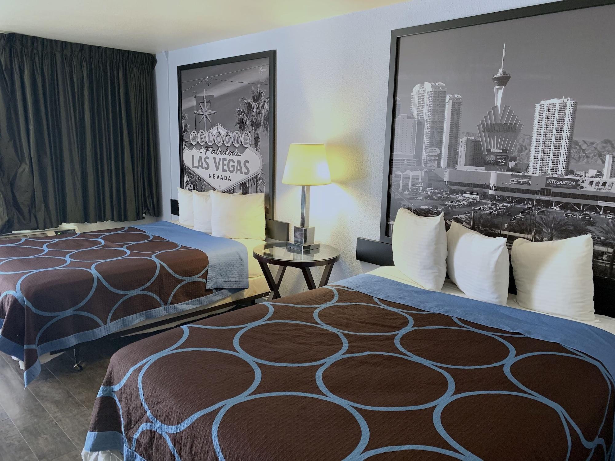 Super 8 By Wyndham Las Vegas North Strip/Fremont St. Area Dış mekan fotoğraf