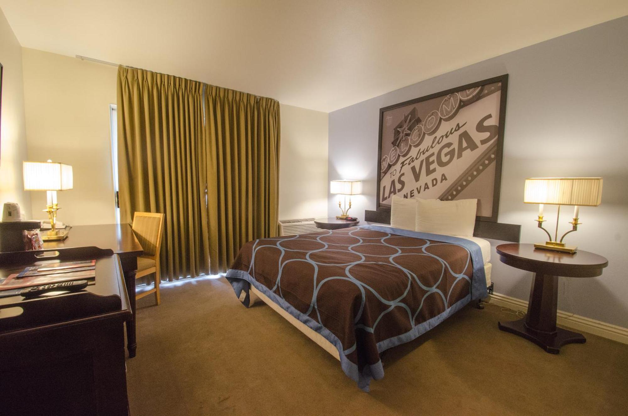 Super 8 By Wyndham Las Vegas North Strip/Fremont St. Area Dış mekan fotoğraf