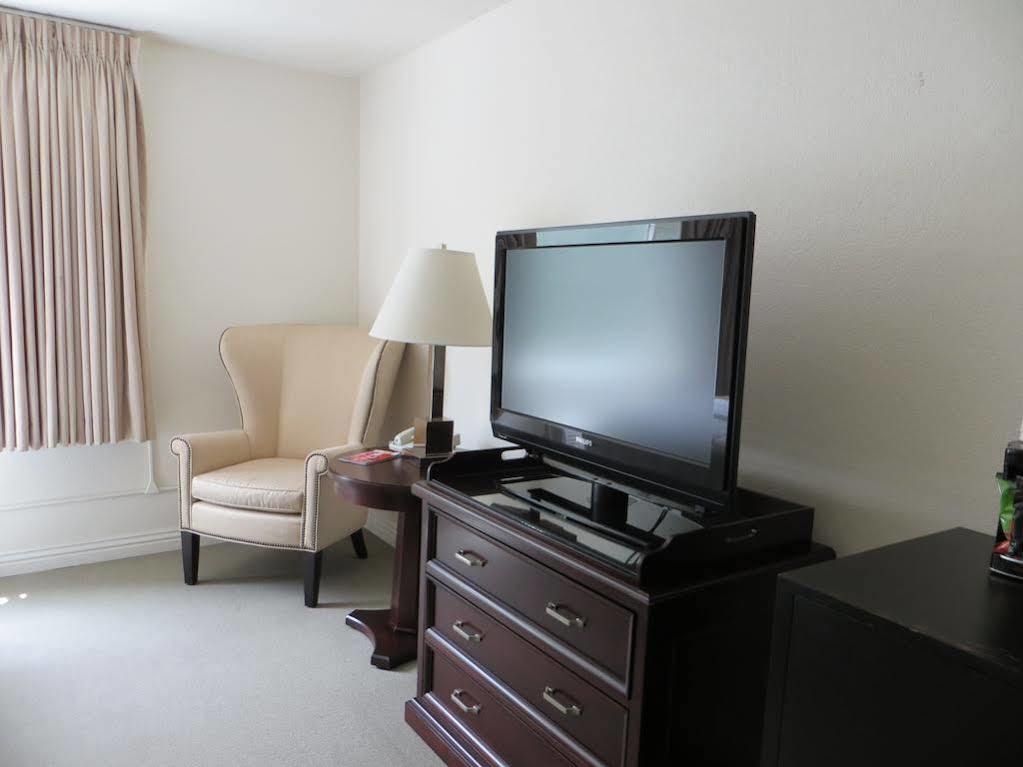 Super 8 By Wyndham Las Vegas North Strip/Fremont St. Area Dış mekan fotoğraf